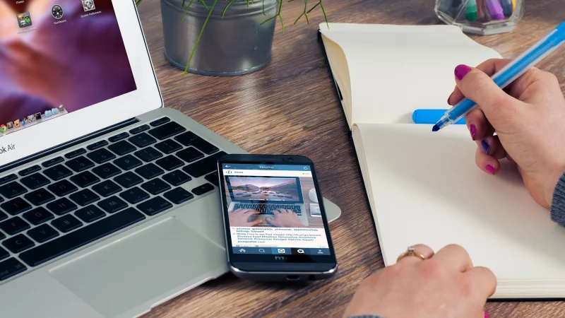 Exploring English Language and Culture (MOOC)